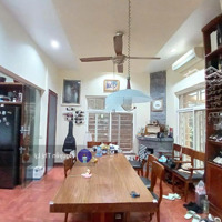 Biệt Thự Vip Mỹ Đình - Lô Góc Hiếm - Khu Toàn Quan Chức Cấp Cao - 200M2 - Giá Bán 60 Tỷ