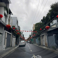 Bán Đất Mặt Tiền Trung Tâm Hải Châu - Ngay Sân Bay Quốc Tế Đà Nẵng - 350M2 Ngang 14M - Giá 1X Tỷ