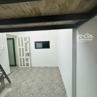 Chính Chủ Cho Thuê Phòng Đường D2. Giá 4 Triệu