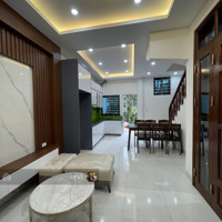 Nhà View Sân Bóng 2 Mặt Thoáng , Ô Tô Đỗ Cửa Ngày Đêm Full Nội Thất , Ảnh Thật , Thông Tin Chuẩn