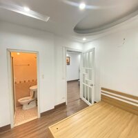 Bán ccmn 2Pn 2vs cực đẹp giá tốt ngõ 619 Vũ Tông Phan, Ngã Tư Sở