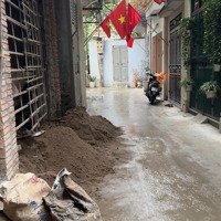 Bán Nhà Xây Mới Chính Chủ Cầu Giấy 45M2 6 Tầng Thang Máy Gần Phố. Giá Bán 10.6 Tỷ