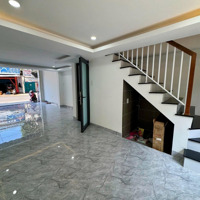 Bán Nhà Mới 2 Tầng 2Mặt Tiềnđường Sinh Trung Và Phạm Hồng Thái 16M Cạnh Chợ Đầm Buôn Bán Sầm Uất