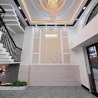 Nhà trệt lửng 2 lầu đường số 7 Khu Văn Hóa Tây Đô