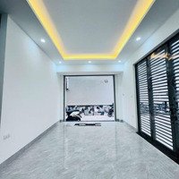 Phân Lô Ô Tô Phố Phú Minh, Bắc Từ Liêm, 34M2, 6 Tầng,Mặt Tiền5M, Thang Máy, Ở Đẹp, Giá Bán 7.5 Tỷ