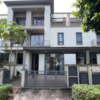 Nhà Phố Small 3 Phòng Ngủ107M2, Full Nội Thất, Đầy Đủ Tiện Nghi, 2 Mặt Thoáng Đón Gió Tự Nhiên. Giá Bán 4,8 Tỷ