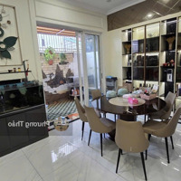 Bán Nhà Phố Kdc Him Lam Kênh Tẻ 5X20M Giá: 25.5 Tỷ Liên Hệ: 0988136639 Ms. Thảo