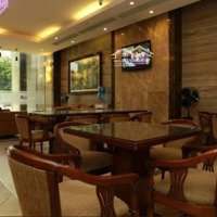 Bán Nhà Mặt Tiền Vip Ngay Nguyễn Văn Tráng - Nguyễn Trãi P.bến Thành Q1-Dt: 8.4X20M 4 Lầu Giá Bán 75 Tỷ