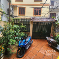 Cần Bán Gấp Nhà 4 Tầng Lô Góc Ô Tô Vương Thừa Vũ Diện Tích 90M Ở Kinh Doanh