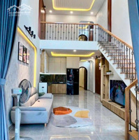 Sở Hữu Căn Nhà 1 Trệt 1 Lửng Với 1 Tỷ 890 Đường Huỳnh Khương An, Nội Thất Thông Dụng !!!!!!