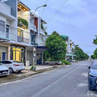 Nhà Phố 3 Tầng Kiến Trúc Hiện Đại, Tặng Full Nội Thất, Kdc Đại Học Y Dược Cần Thơ. Giá Tốt