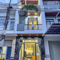 Nhà Phố 3 Tầng Kiến Trúc Hiện Đại, Tặng Full Nội Thất, Kdc Đại Học Y Dược Cần Thơ. Giá Tốt
