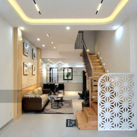 Bán Gấp Nhà 53M2 Đường Thích Quảng Đức P5 Phú Nhuận. Giá Bán 5 Tỷ 200 Sổ Riêng. Còn Hđ Thuê 9 Triệu/Tháng