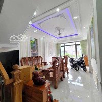 Bán Nhà Riêng Tại Đường D1, Tân Đông Hiệp, Dĩ An, Bình Dương, 4,6 Tỷ, 70M2