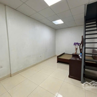 Nhà Gác Xép 2 Tầng Xuân Diệu.tây Hồ