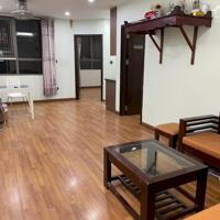 Cho thuê giá rẻ căn hộ 2PN 70m2 Home City Trung Kính có slot ô tô, đủ nội thất ở luôn