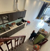 Bán Nhà Cự Khối Long Biên 32M2 X 3T Ô Tô Tránh Ô Tô Vào Nhà Giá Bán 3,19Tỷ Thương Lượng Nhà Siêu Thoáng