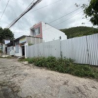 Bán Đất Đường Nguyễn Đức Thuận Phường Vĩnh Hoà Nha Trang 109M2 Chỉ 2,4 Tỷ Gần Biển