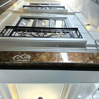 Nhỉnh 7 Tỷ Có Nhà Phố Trần Cung Cách Viện E 300M-6 Tầng- Thang Máy-Nội Thất Ful Cao Cấp-7,68 Tỷ