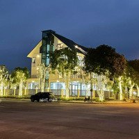 Bán Nhanh Căn Bt Mặt Hồ Ngôi Nhà Mới, Quốc Oai.diện Tích330M2, Mặt Tiền 15M, Sổ Đỏ. Giá Thỏa Thuận