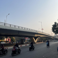 Bán Nhà Kinh Doanh Mặt Tiền Thuộc Phường Phố Huế - Hai Bà Trưng, Sầm Uất, Xây Tòa Nhà, 100M2, 40 Tỷ