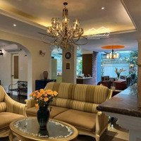 Siêu Đẹp! Huỳnh Thúc Kháng, Pl, Vỉa Hè, Sát Phố, 3 Ôtô Tránh,Mặt Tiền5.6M, Thang Máy,Diện Tích2Tỷ/Năm, 58M*7