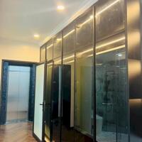 NHÀ ĐẸP PHỐ VĂN LA - KINH DOANH ĐỈNH - VỈA HÈ RỘNG - ĐƯỜNG Ô TÔ TRÁNH - THANG MÁY - 7 TẦNG