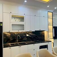 NHÀ ĐẸP PHỐ VĂN LA - KINH DOANH ĐỈNH - VỈA HÈ RỘNG - ĐƯỜNG Ô TÔ TRÁNH - THANG MÁY - 7 TẦNG