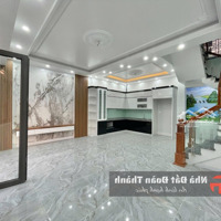 72,6M2 Nhà Xây Mới 4 Tầng Ô Tô Đỗ Cửa Quay Đầu Thoải Mái Phố Ngô Gia Tự