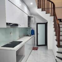 NHÀ ĐẸP PHỐ KHƯƠNG ĐÌNH - NHÀ MỚI - GẦN CHỢ - RỘNG RÃI - FULL NỘI THẤT