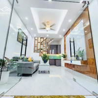 40M2 Nhà 5 Tầng - 6,4 Tỉ - Ngõ Ô Tô - Mặt Tiền Khủng - Nội Thất Đẹp - Định Công Thượng