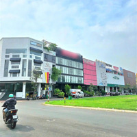Hot - Building 15X20 Đối Diện Đại Học Tôn Đức Thắng Q7 Giá 12000$/Th(Tl)