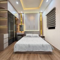 Nhà Mới Ngọc Lâm - Nguyễn Văn Cừ Long Biên Hơn 50M X 6 Tầng Lô Góc Thang Máy Oto Vào Nhà Chỉ 9.X Tỷ