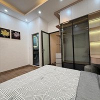 Nhà Mới Ngọc Lâm - Nguyễn Văn Cừ Long Biên Hơn 50M X 6 Tầng Lô Góc Thang Máy Oto Vào Nhà Chỉ 9.X Tỷ