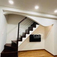 Chính Chủ Bán Nhanh Căn Hộ Của Gia Đình Đang Ở Giá Bán 2.35 Tỷ Còn Tl