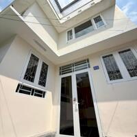 Nhà 2 lầu đúc nằm ngay chợ An Nghiệp, Ninh Kiều Cần Thơ