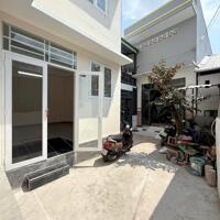 Nhà 2 lầu đúc nằm ngay chợ An Nghiệp, Ninh Kiều Cần Thơ