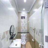 Nhà trệt 2 lầu hẻm 391 đường 30/4 gần Đài Truyền hình