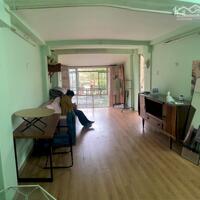 Cho thuê căn hộ tập thể ngõ 3 Tạ Quang Bửu, 6.5 triệu 55m2, Full đồ vào ngay