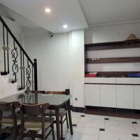 Cho thuê nhà Ở HỘ GIA ĐÌNH ngõ 181 Giáp Bát, 35m2, 5 tầng, 3 ngủ, 4 vệ sinh, 12 Triệu