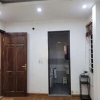 Cho thuê nhà Ở HỘ GIA ĐÌNH ngõ 181 Giáp Bát, 35m2, 5 tầng, 3 ngủ, 4 vệ sinh, 12 Triệu