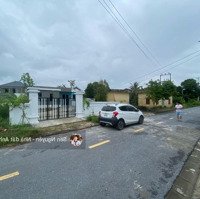 Bán Đất Tặng Nhà, Mặt Đường Thể Nhân