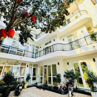 Bán Biệt Thự Sân Vườn Đảo Ngọc Hồ Tây, 165M2 3 Tầng Mới, Gara Ô Tô An Ninh Tốt View Hồ, Giá Bán 50 Tỷ