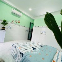 Phòng Mới 100%, Ban Công Nội Thất Đầy Đủ