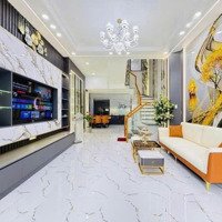 Vợ Chồng Tôi Bán Nhà Lạc Long Quân P3 Q11.Diện Tích69,6M2 Giá Bán 2Tỷ890 Gần Thcs Lê Quý Đôn. Cho Thuê 22 Triệu
