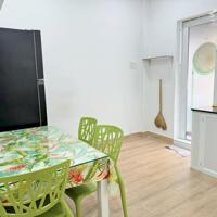 Chung cư A2, Vũ Huy Tấn, P3, Bình Thạnh: 70m2, 2p ngủ,10,5tr