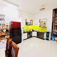 Gấp Bán Nhà 60M2, 2 Tầng Đúc, Sát Mặt Tiền Tây Thạnh, Tân Phú, Giá Chỉ 5.7 Tỷ Chốt Ngay.