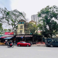 Siêu Hiếm, Siêu Hiếm!!Bán Gấp Nhà Đẹp Lô Góc Phố Hoàng Hoa Thám, Ô Tô Trong Nhà, 121M2, Nhỉnh 26 Tỷ