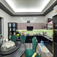 Hot!!! Siêu Phẩm Phân Lô - 3 Mặt Đường Ô Tô - 70M - Tiện Ích Bạt Ngàn - Nhà Thoáng Sáng