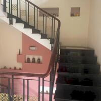 Cho thuê nhà 3 tầng khu Hiệp Bình Chánh bờ sông - vào liền